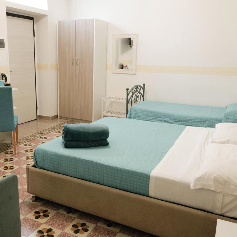 V&V Suite & Breakfast - Camera Familiare Deluxe - 8