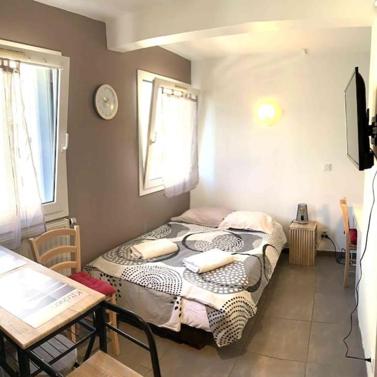 Studio CHIAPELLA - One-Bedroom Apartment - 24