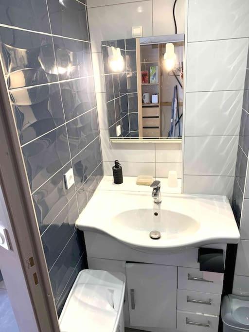Studio CHIAPELLA - One-Bedroom Apartment - 27