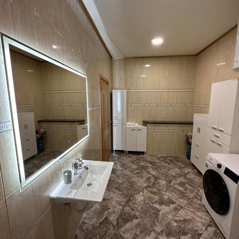 Luxury Villa Euphoria - Three-Bedroom Villa - 18