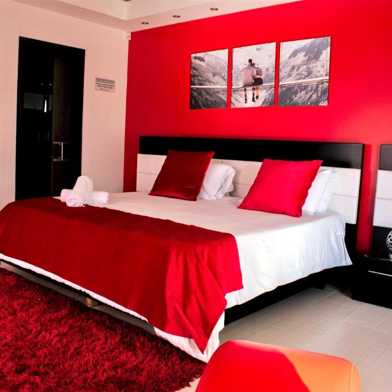 Hotel Jade Spa - Habitación con cama extragrande y vistas a la montaña - 5