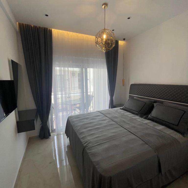 Apartments Amira - Double Room with Balcony - 3