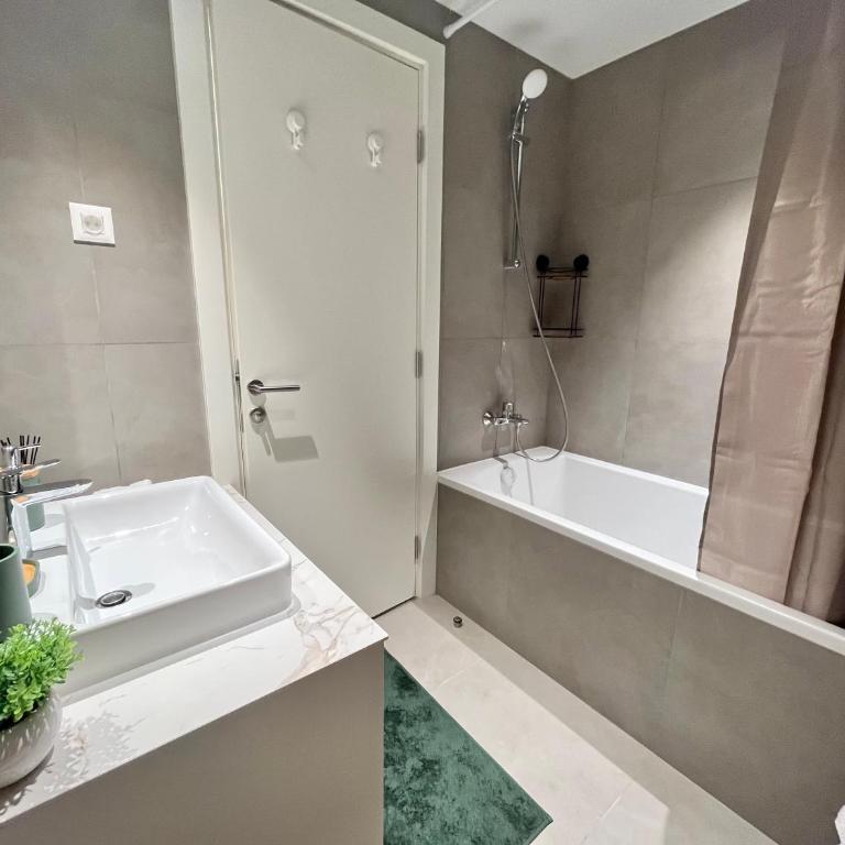 Houserz Elegance - BW Metropolitan 2BR Luxury - Apartman sa 2 Spavaće Sobe - 16