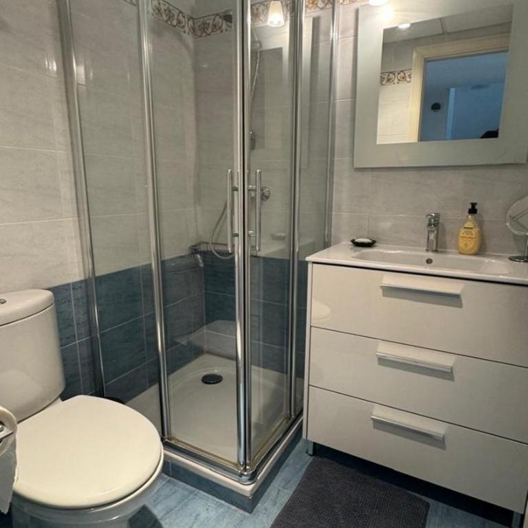 Penthouse in Albir with Sea Views, 100m from Beach - Two-Bedroom Apartment - 12