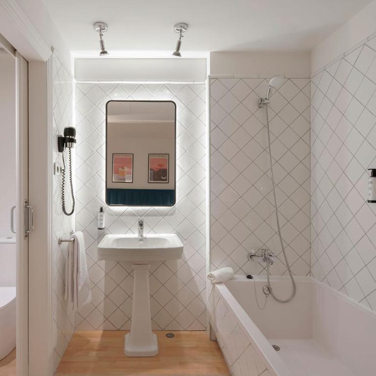 H La Paloma Boutique - Deluxe Double Room - 3