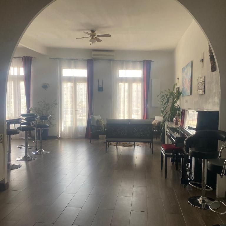 grand appartement sur canal a 2 pas du centre ville de Sète - Appartement 3 Chambres - 6