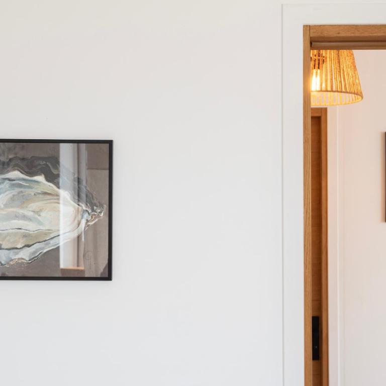 Suites Kerlarros Clim et Parking face Gare et Port - Appartement 2 Chambres Deluxe - 5