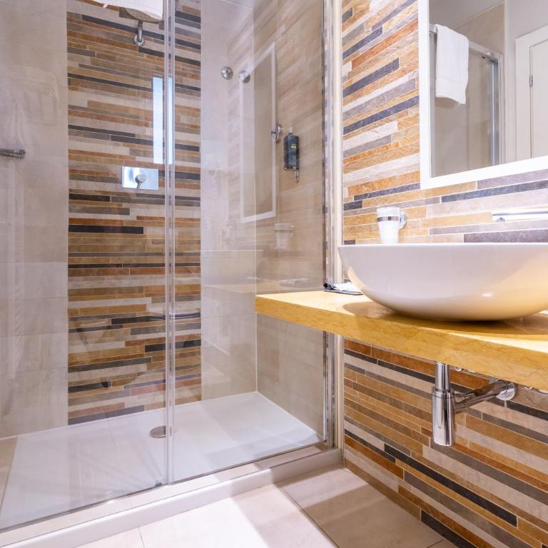 Hotel Regina Elena 57 & Oro Bianco SPA - Suite Familiare - 7