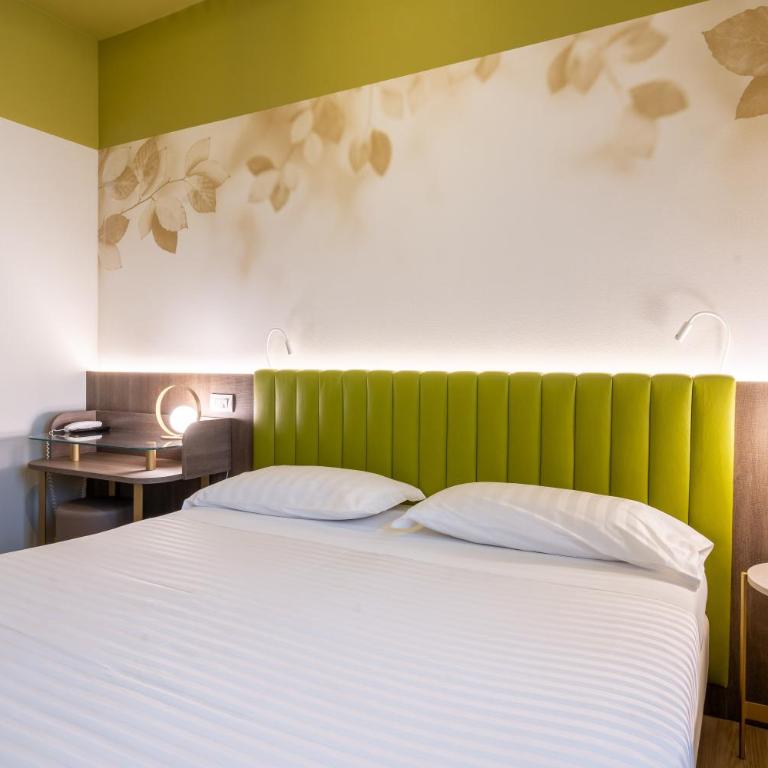 Hotel Regina Elena 57 & Oro Bianco SPA - Camera Queen - 2