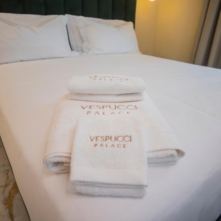 Vespucci Palace Roma - Camera Tripla Executive - 5