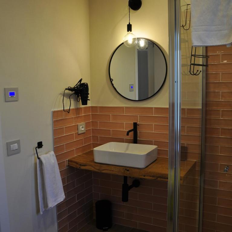 Avìe Honey Rooms & Breakfast - Double Room with Private Bathroom - 6