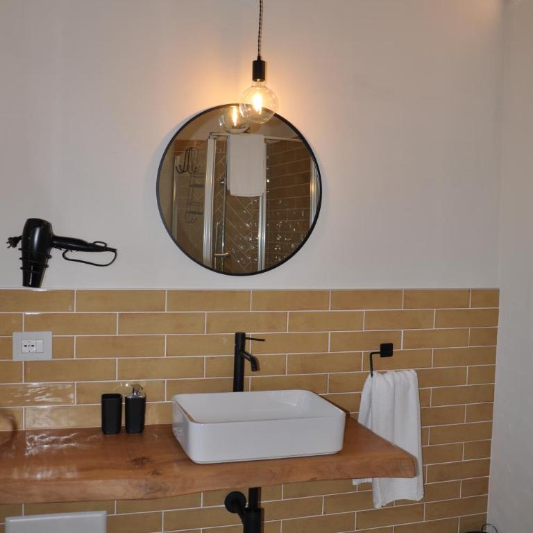 Avìe Honey Rooms & Breakfast - Double Room with Private Bathroom - 5