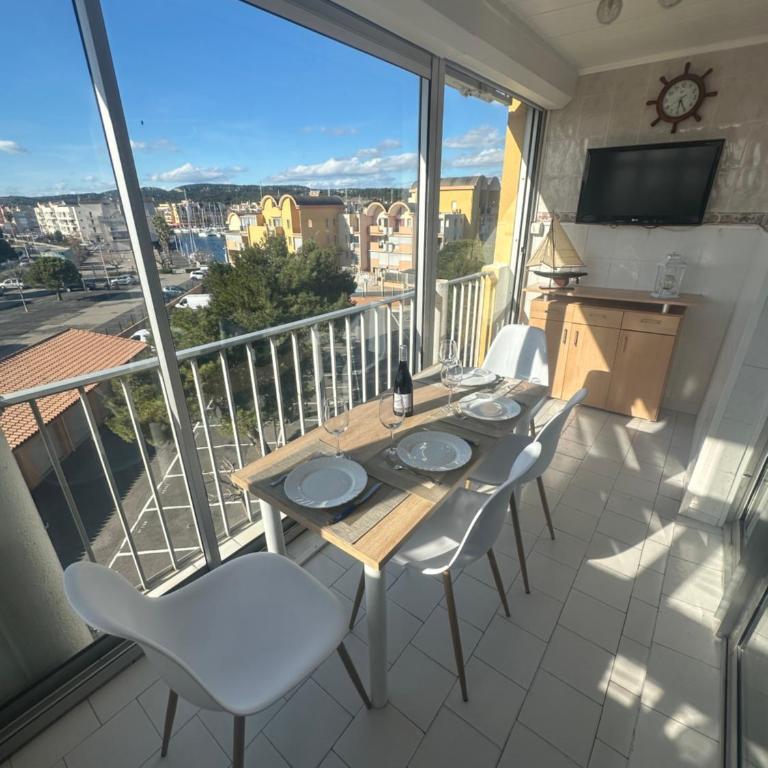 Superbe 2 pièces climatisé avec piscines - Appartement 1 Chambre - 2