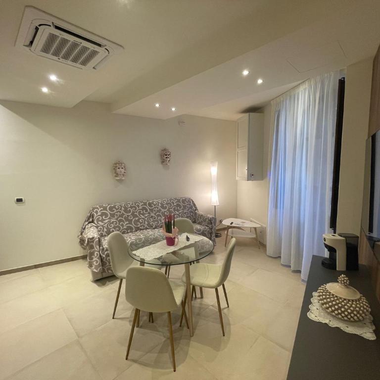 Central apartment Taormina - Appartamento Superior con 2 Camere da Letto - 10