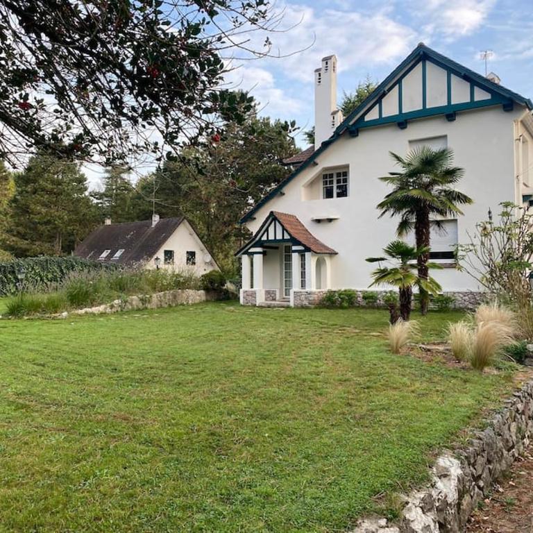 VILLA TOUQUETTOISE HELAND , 4 Étoiles , piscine chauffée - Villa - 55