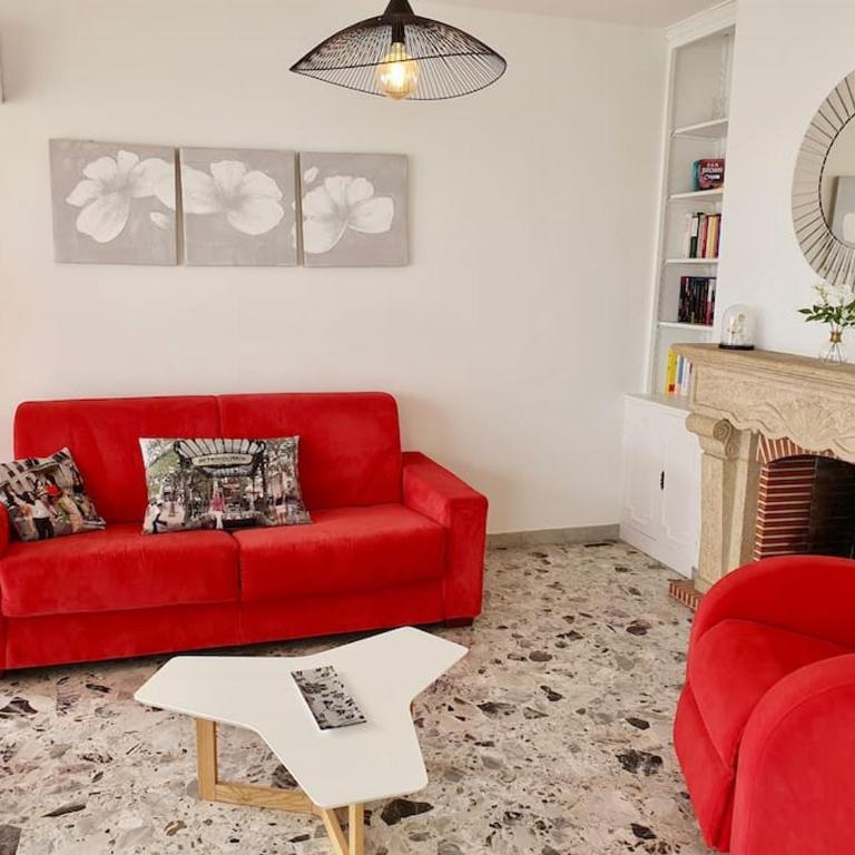 T4 FRONT DE MER ,PISCINE 25 metres ,WIFI,6à8 PERSONNES,parking,GARAGE - Appartement 2 Chambres - 7