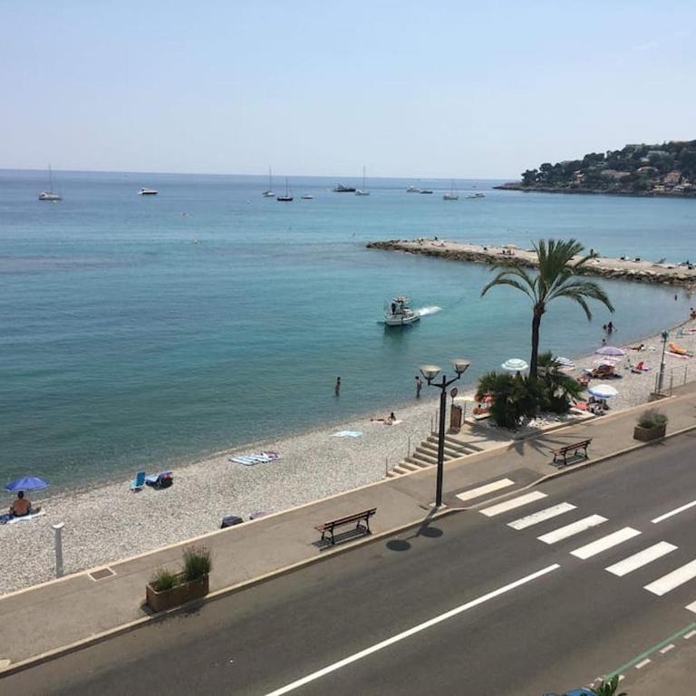 T4 FRONT DE MER ,PISCINE 25 metres ,WIFI,6à8 PERSONNES,parking,GARAGE - Appartement 2 Chambres - 26