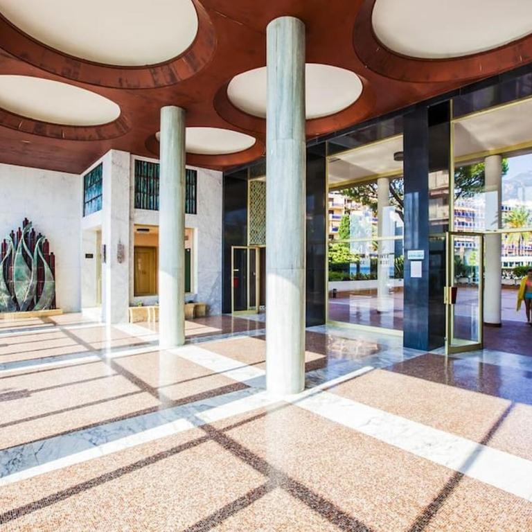 T4 FRONT DE MER ,PISCINE 25 metres ,WIFI,6à8 PERSONNES,parking,GARAGE - Appartement 2 Chambres - 2