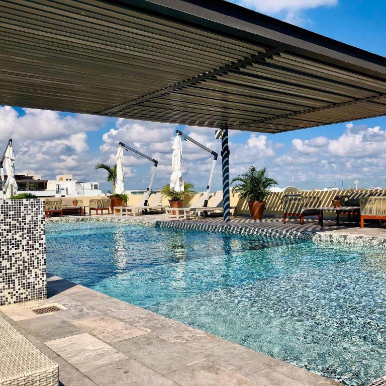1 block from beach 2BR pool ocean view - Apartment - 21