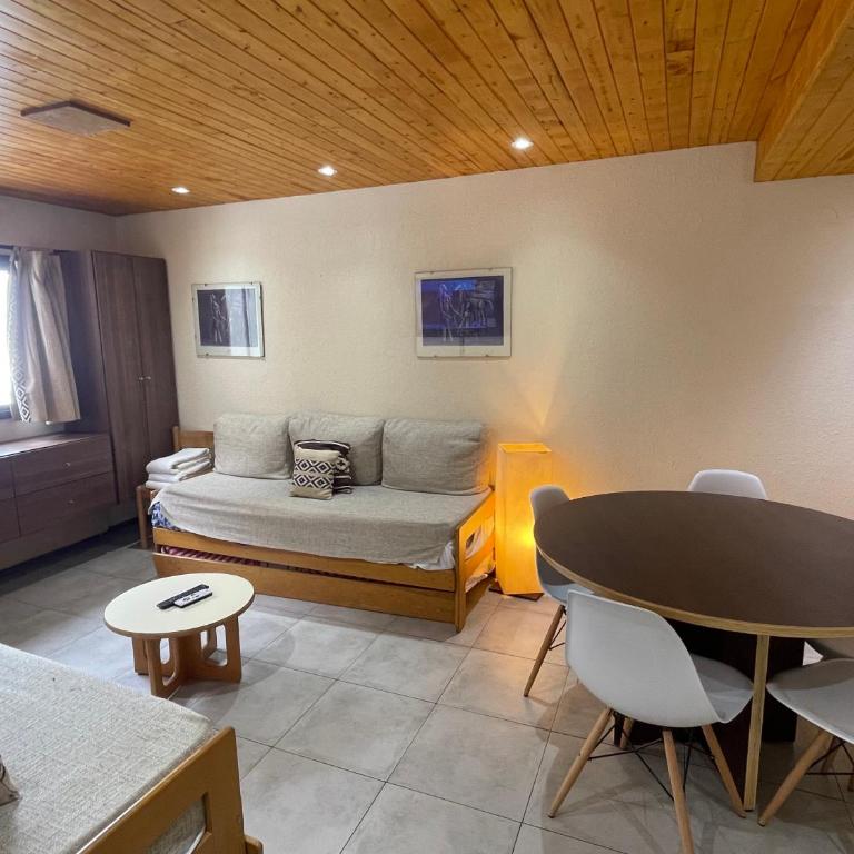 Departamento en Edificio Atenas con excelentes Vistas - Apartamento de 1 dormitorio - 10