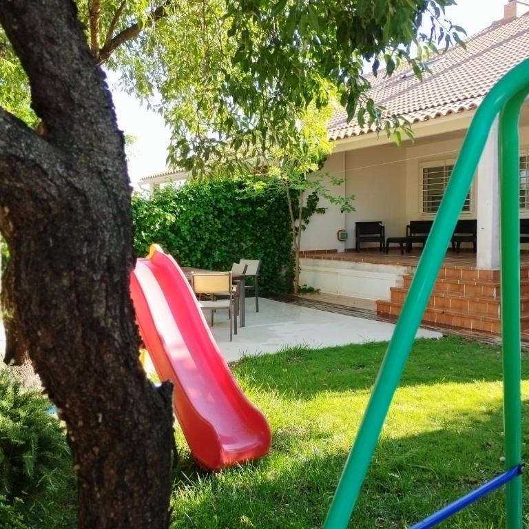 Chalet con JARDIN PUY DU FOU a 10 min ,NO FIESTAS!! - Apartamento de 2 dormitorios - 18