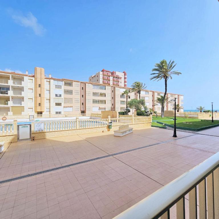 Apartamento en La Manga El Oasis - Three-Bedroom Apartment - 10