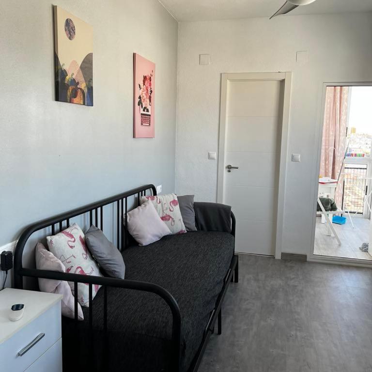 La Loma 7th floor - Studio with Balcony - 5