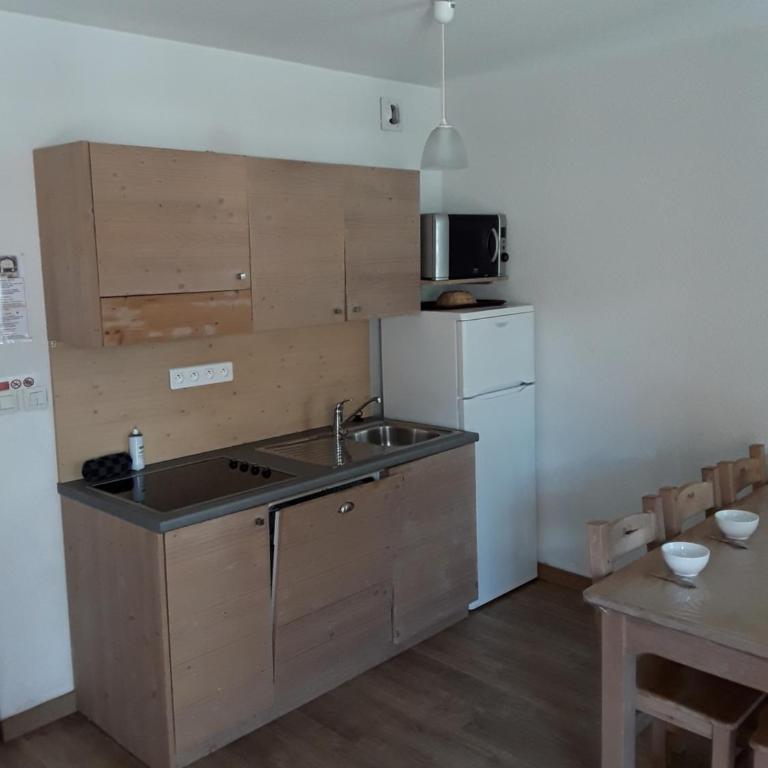 Résidence de Tourisme La Meije Blanche - Appartement 2 Chambres avec Vue sur la Montagne - 8