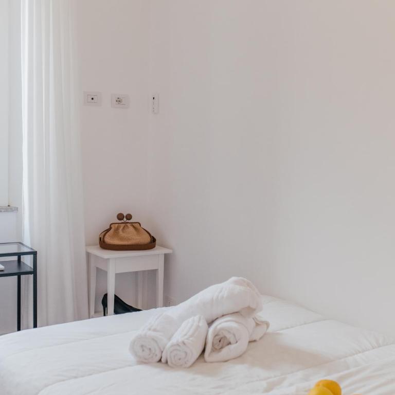 Il Tulipano Boutique Apartment - Two-Bedroom Apartment - 5