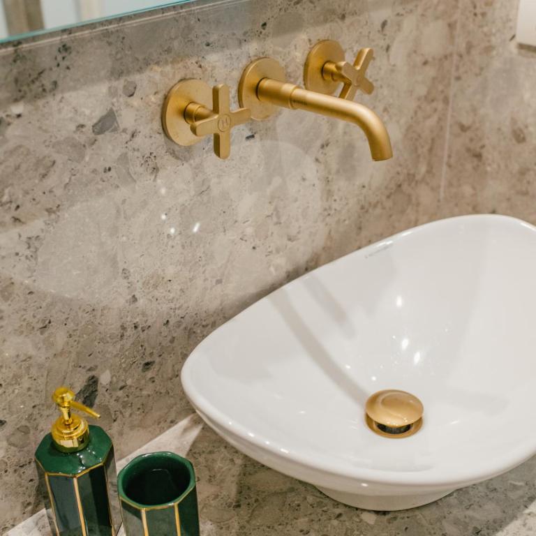 Il Tulipano Boutique Apartment - Two-Bedroom Apartment - 19