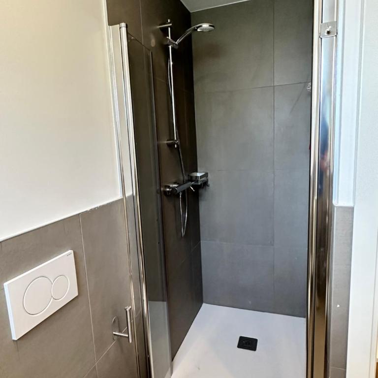 Nuovo condominio con piscina e garage - Appartamento con 1 Camera da Letto - 7