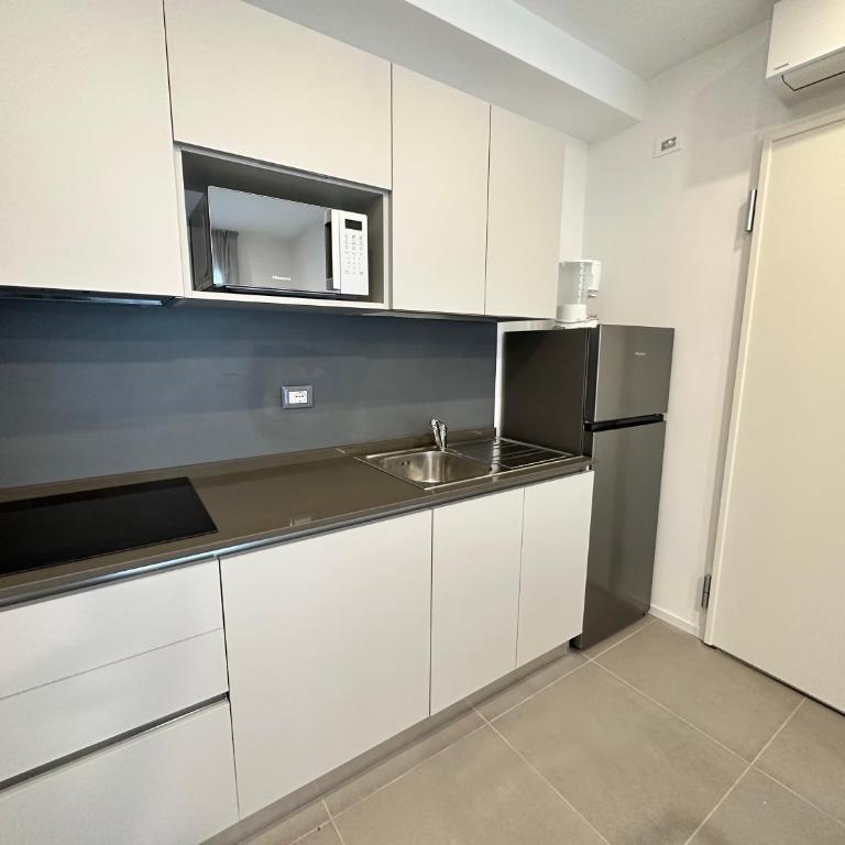 Nuovo condominio con piscina e garage - Appartamento con 1 Camera da Letto - 17