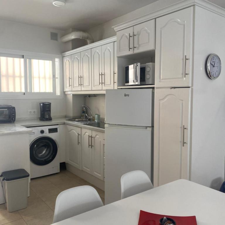 Apartamento a pie de playa. - Apartamento de 2 dormitorios - 13