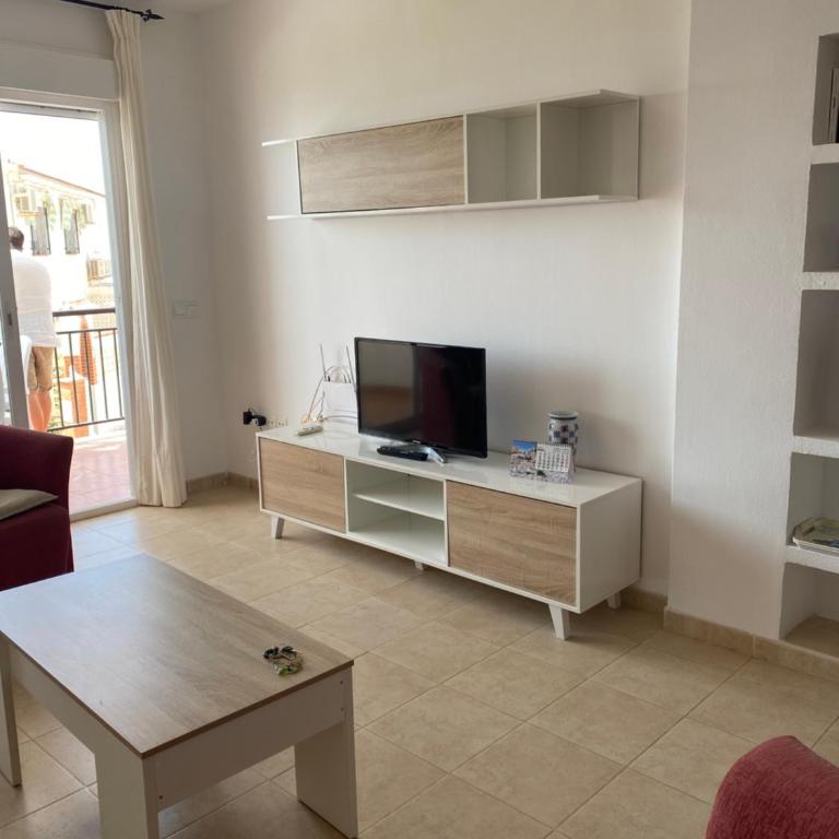 Apartamento a pie de playa. - Apartamento de 2 dormitorios - 3