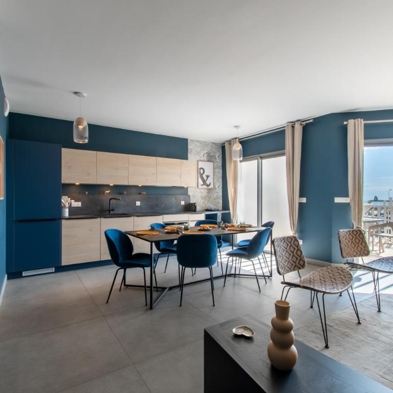 Luxury Mind Vue Exceptionnelle Pied dans l'eau Parkings privés 2 places Climatisation Hyper centre logement d'exception - Apartment mit 3 Schlafzimmern - 12