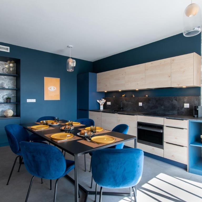 Luxury Mind Vue Exceptionnelle Pied dans l'eau Parkings privés 2 places Climatisation Hyper centre logement d'exception - Apartment mit 3 Schlafzimmern - 6