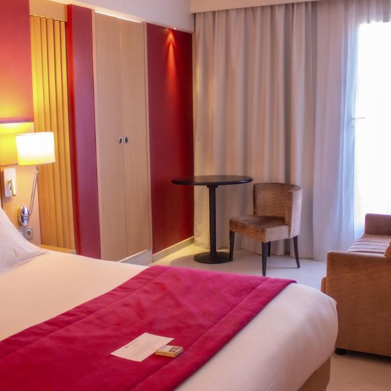 Best Western Plus Le Lavarin Avignon - Chambre Exécutive avec Terrasse - 1