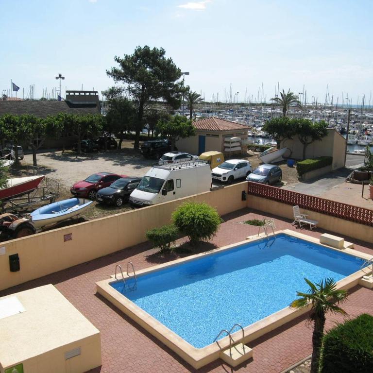 T2 Port St Cyprien Piscine, Clim, Parking, Animaux Ok - FR-1-106-39 - Apartamento - 1