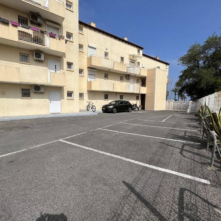 T2 Port St Cyprien Piscine, Clim, Parking, Animaux Ok - FR-1-106-39 - Apartamento - 3