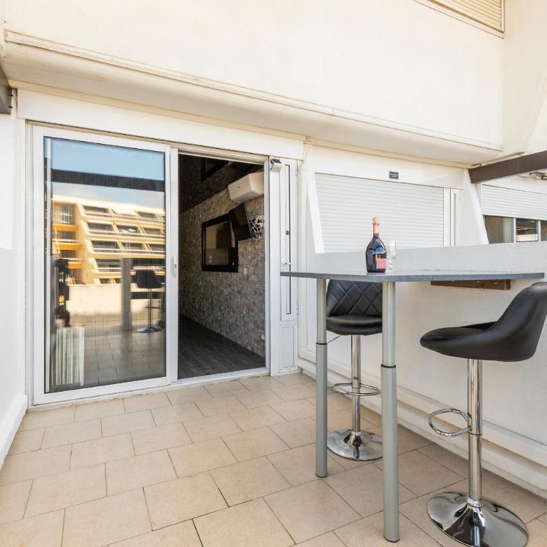 Shanel Port Nature coursive - One-Bedroom Apartment - 12