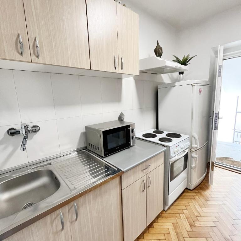 Fully Equipped - Cozy & Convenient City Apartment - Apartman sa 1 Spavaćom Sobom - 16