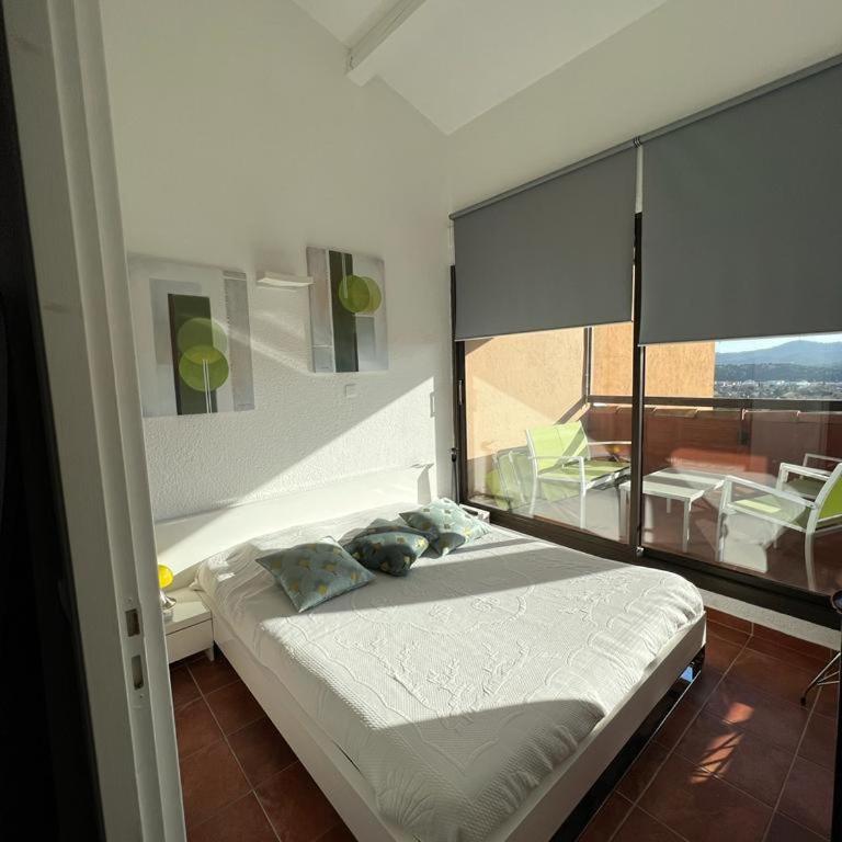 Appartement vue sur mer, piscine, garage privé - Appartement 2 Chambres - 10