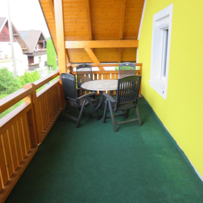 Ferienwohnung Dreiländereck - Villach Land - Faaker See - Appartamento con 2 Camere da Letto, Balcone e Terrazza - 22