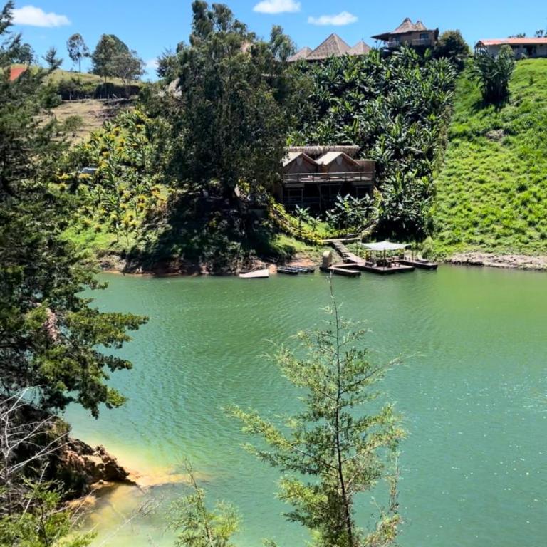 Serenity house Guatapé - Casa - 13