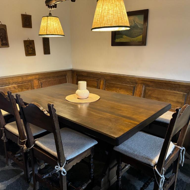 Haus 3 - 5 Zimmer Haus mit Garten in ruhiger Wohngegend - Apartment - 2