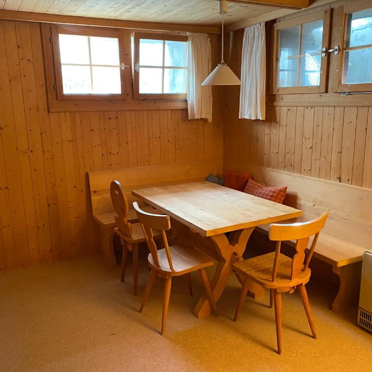 Haus 3 - 5 Zimmer Haus mit Garten in ruhiger Wohngegend - Apartment - 7