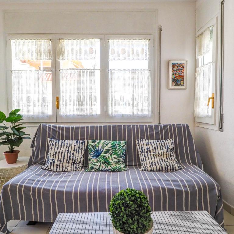 Llopart Apartment by Hello Homes Sitges - Apartamento de 2 dormitorios - 11