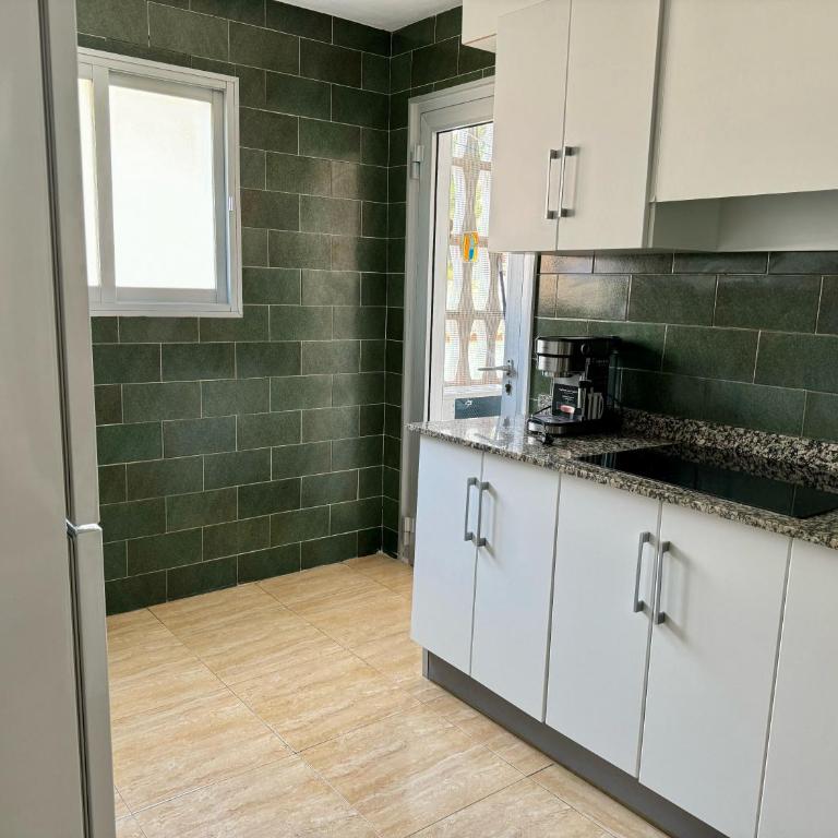 New BORODIN FAMILY AB - Apartamento Estándar de 3 dormitorios - 12