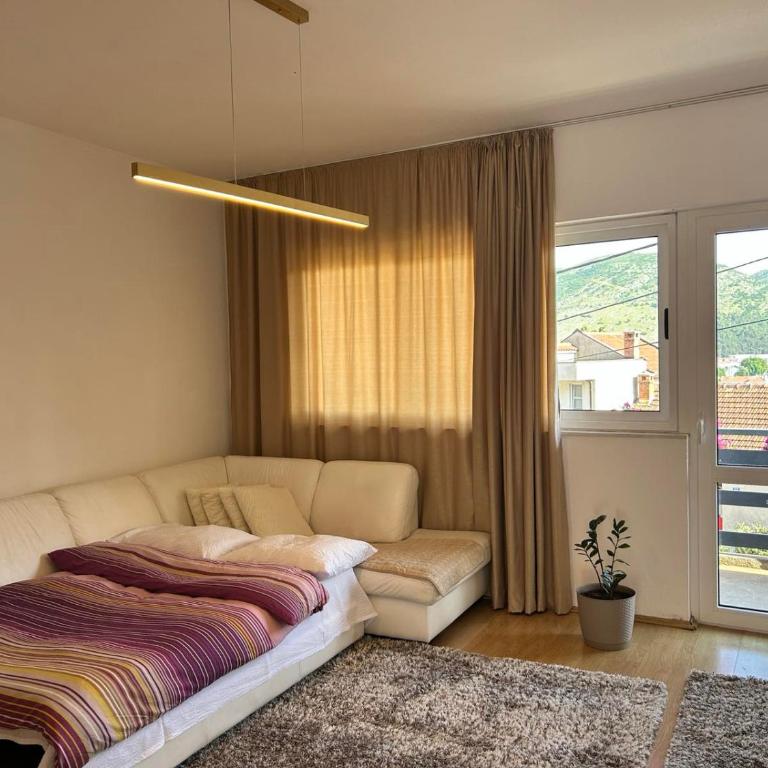 Apartmani Andrić - Stylish & Peaceful Apartment with Free Parking - 10 min Walk to Old Town - Vikendica - 2