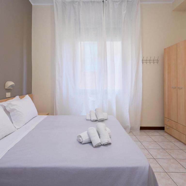 HOTEL JOLANDA - Camera Economy Matrimoniale/Doppia con Letti Singoli - 2